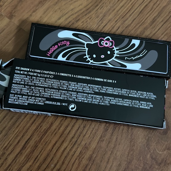 MAC x Hello Kitty Shadow Quad- rare and unused! - Picture 5 of 5